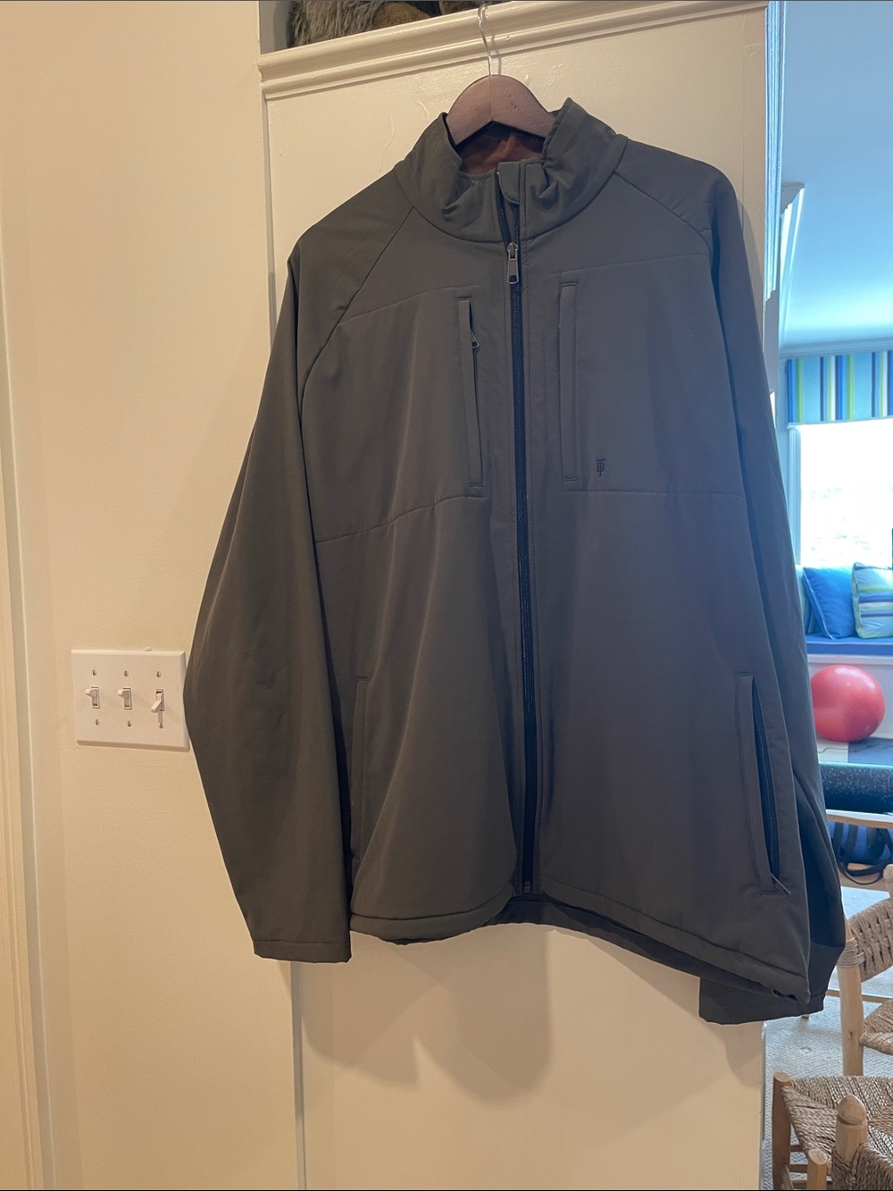 Olive Men's Softshell Performance Jacket - Unbranded
